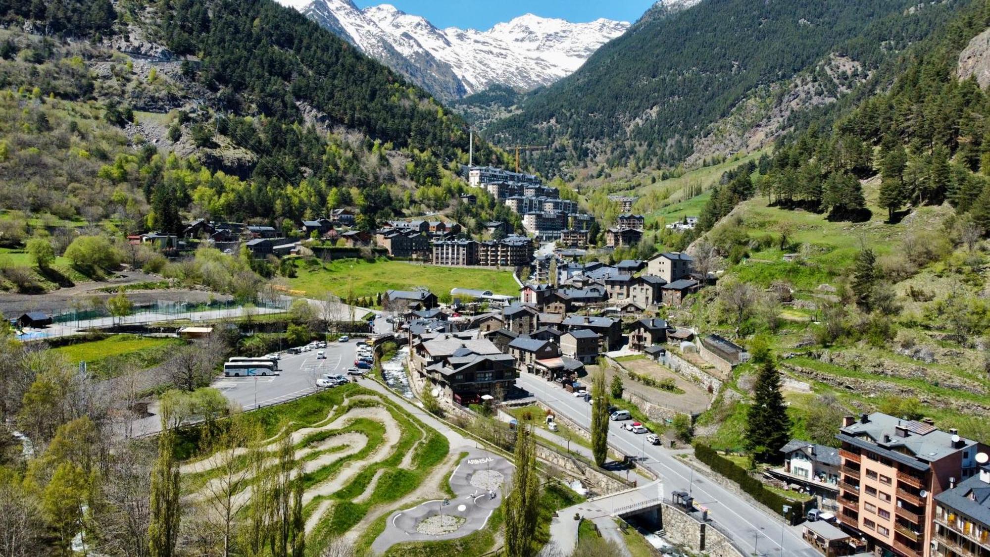 Hotel Micolau Arinsal Exterior foto